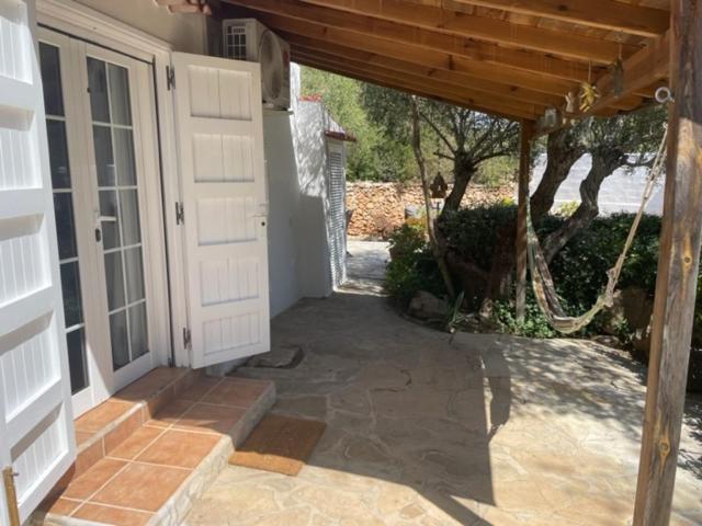 Retreat Studio Santa Eularia des Riu Exterior photo